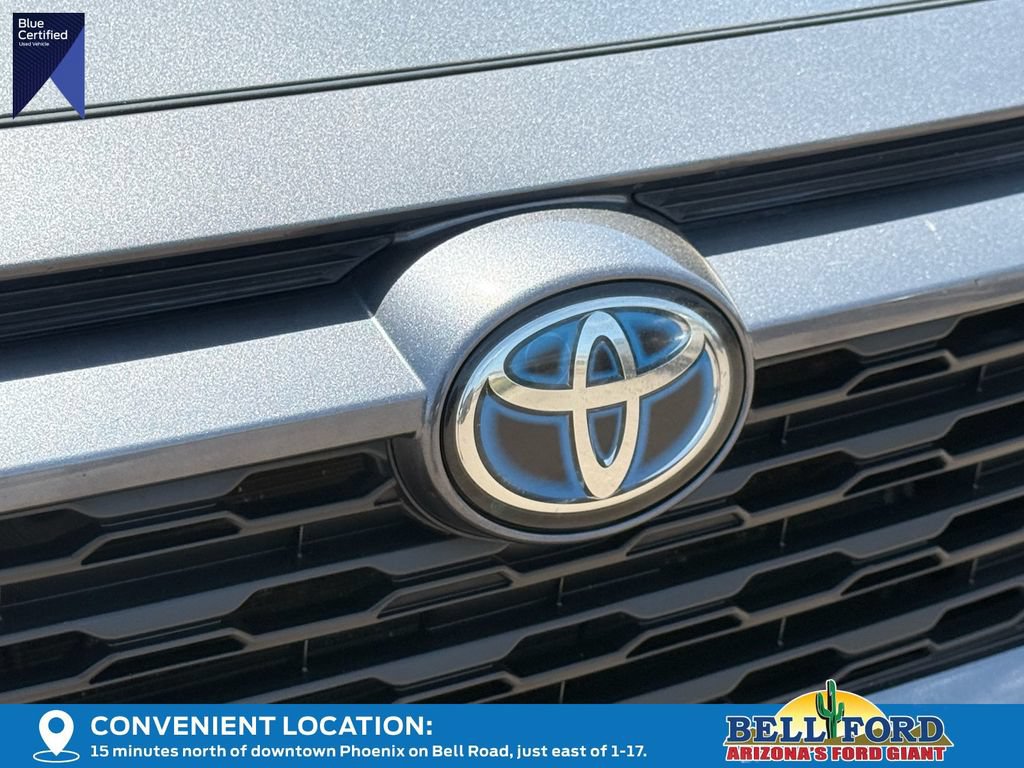 Used 2022 Toyota RAV4 LE AWD/4WD image 33