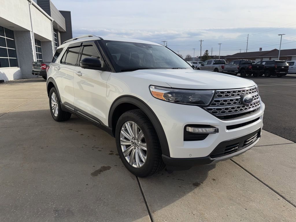 Certified 2021 Ford Explorer Limited w/ Class III Trailer Tow Package image 3