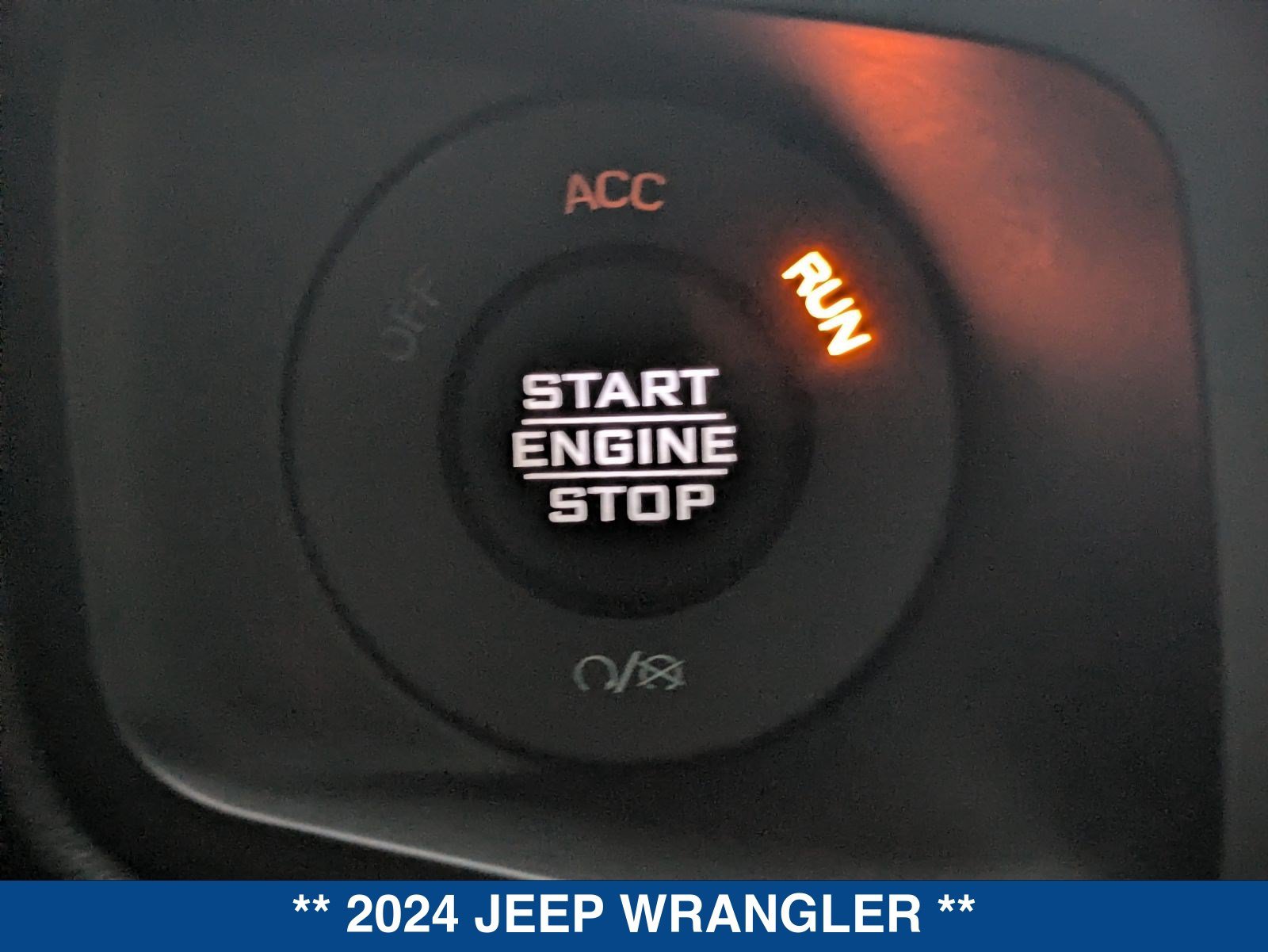 Used 2024 Jeep Wrangler Unlimited Rubicon AWD/4WD image 34