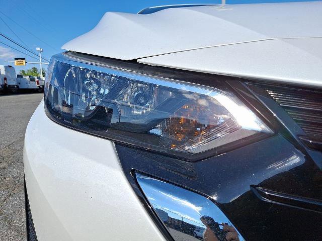 Used 2024 Nissan Sentra SV FWD image 9