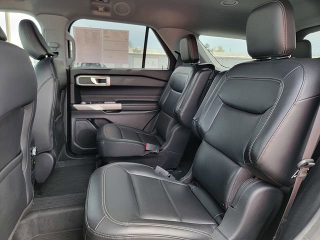 Certified 2022 Ford Explorer XLT w/ Equipment Group 202A AWD/4WD image 21