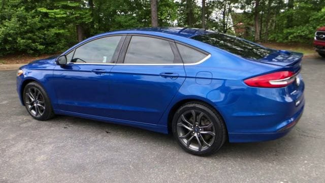 Certified 2018 Ford Fusion SE w/ Equipment Group 201A FWD image 6