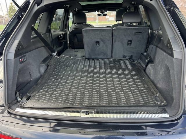 Used 2017 Audi Q7 3.0T Premium Plus w/ Premium Plus Package image 12