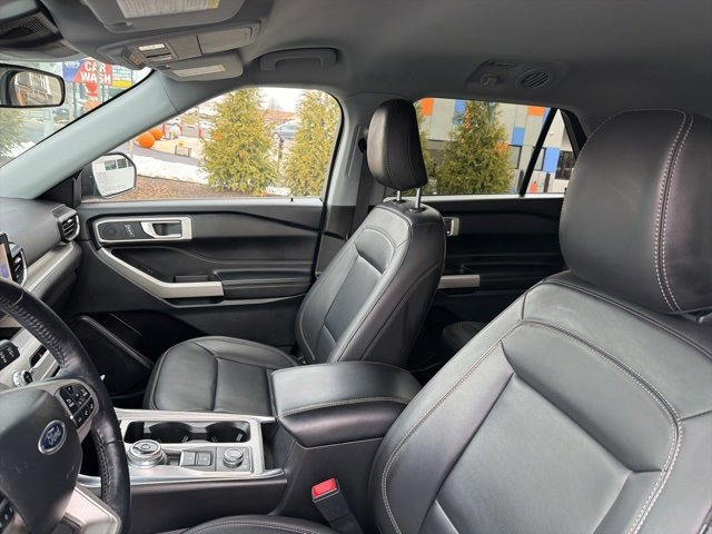 Certified 2023 Ford Explorer XLT w/ Equipment Group 202A image 15