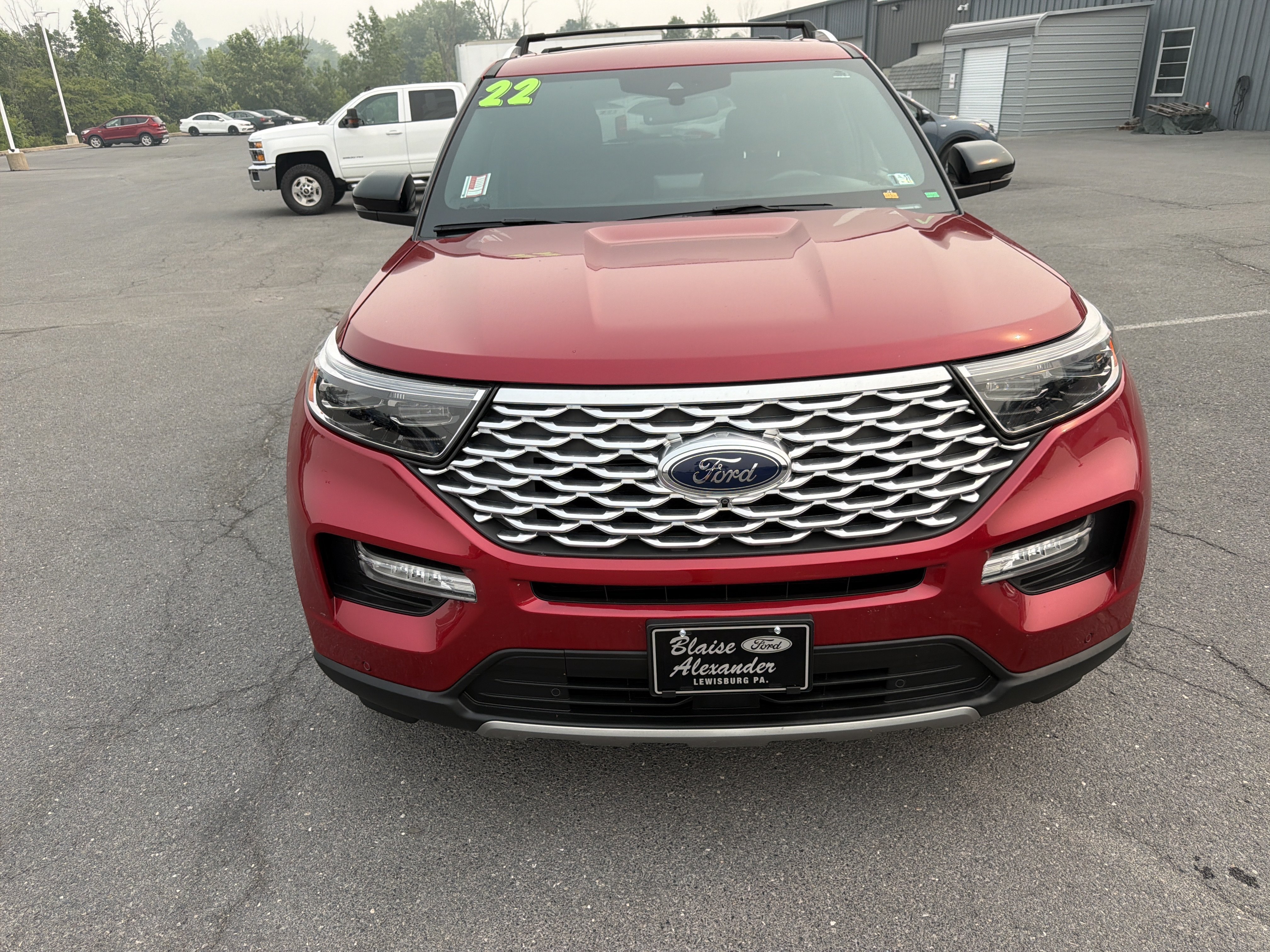 Certified 2022 Ford Explorer Platinum w/ Equipment Group 601A AWD/4WD image 9