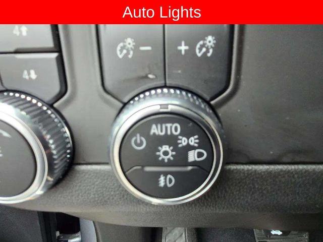 Used 2023 GMC Yukon XL Denali AWD/4WD image 21