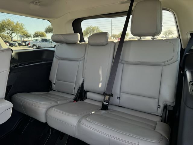 Certified 2025 Ford Expedition Active AWD/4WD image 29