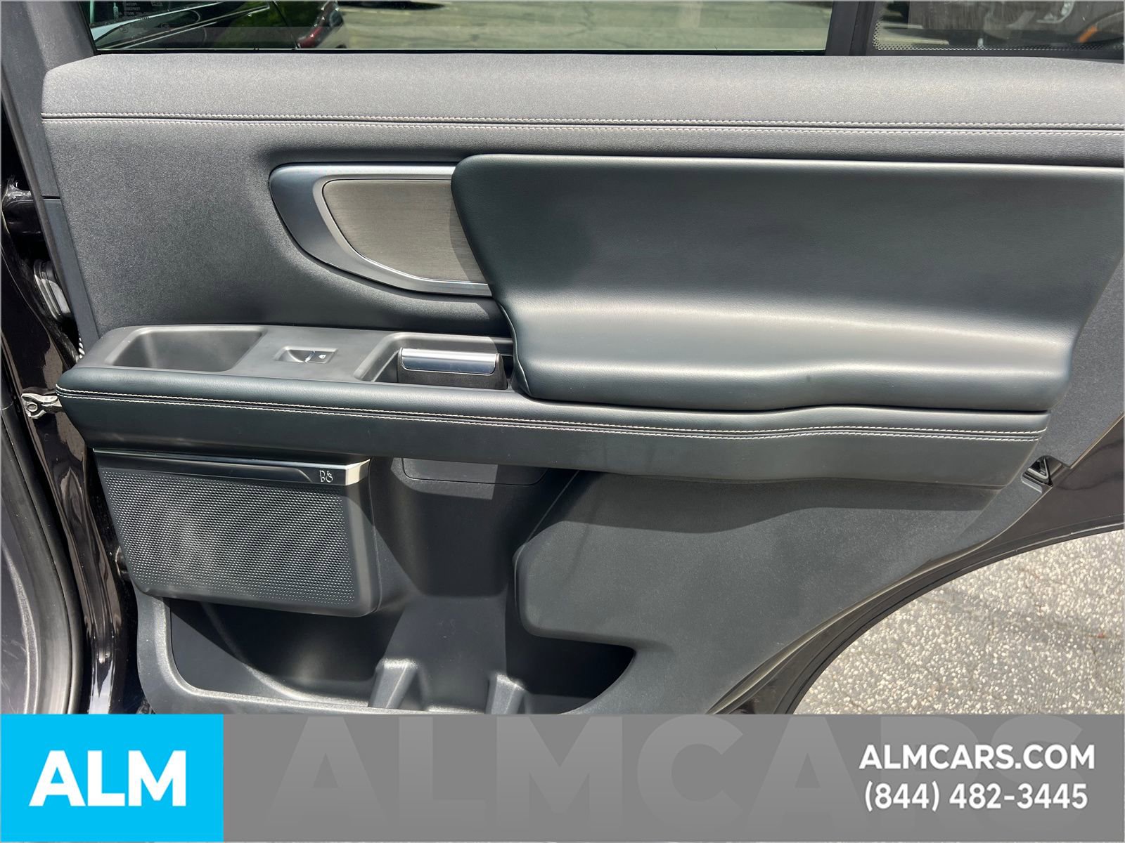 Certified 2025 Ford Expedition Platinum AWD/4WD image 21