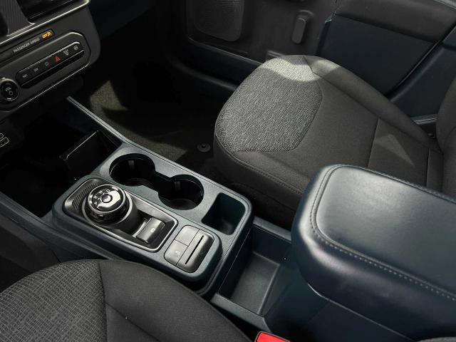 Certified 2025 Ford Maverick XL FWD image 18
