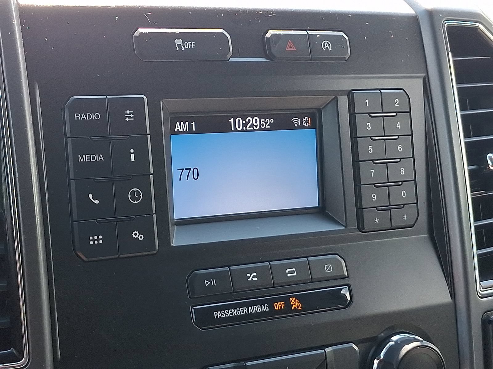 Certified 2018 Ford F150 XLT AWD/4WD image 17