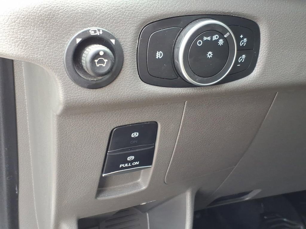 Certified 2023 Ford Transit 350 XLT RWD image 19