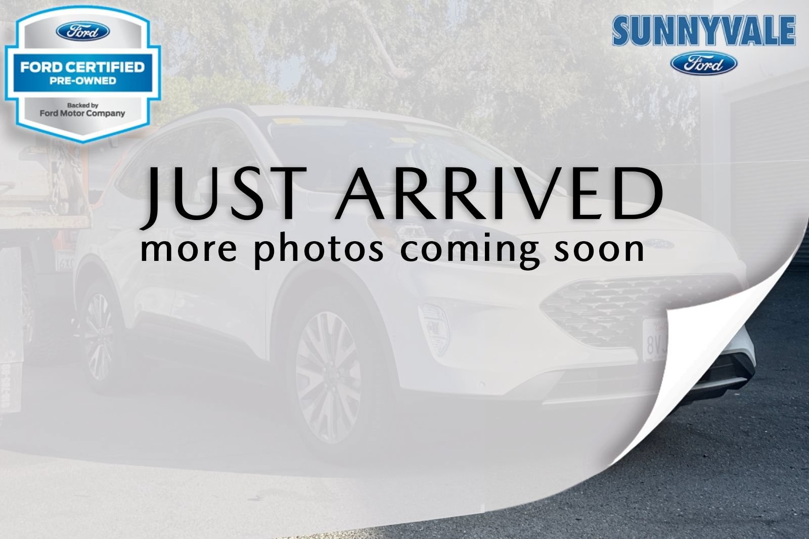 Certified 2021 Ford Escape Titanium AWD/4WD image 1