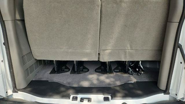 Used 2025 Chevrolet Express 3500 LT w/ LT Preferred Equipment Group RWD image 29