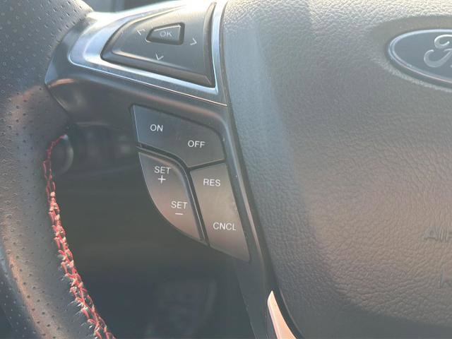 Certified 2024 Ford Edge ST-Line AWD/4WD image 12