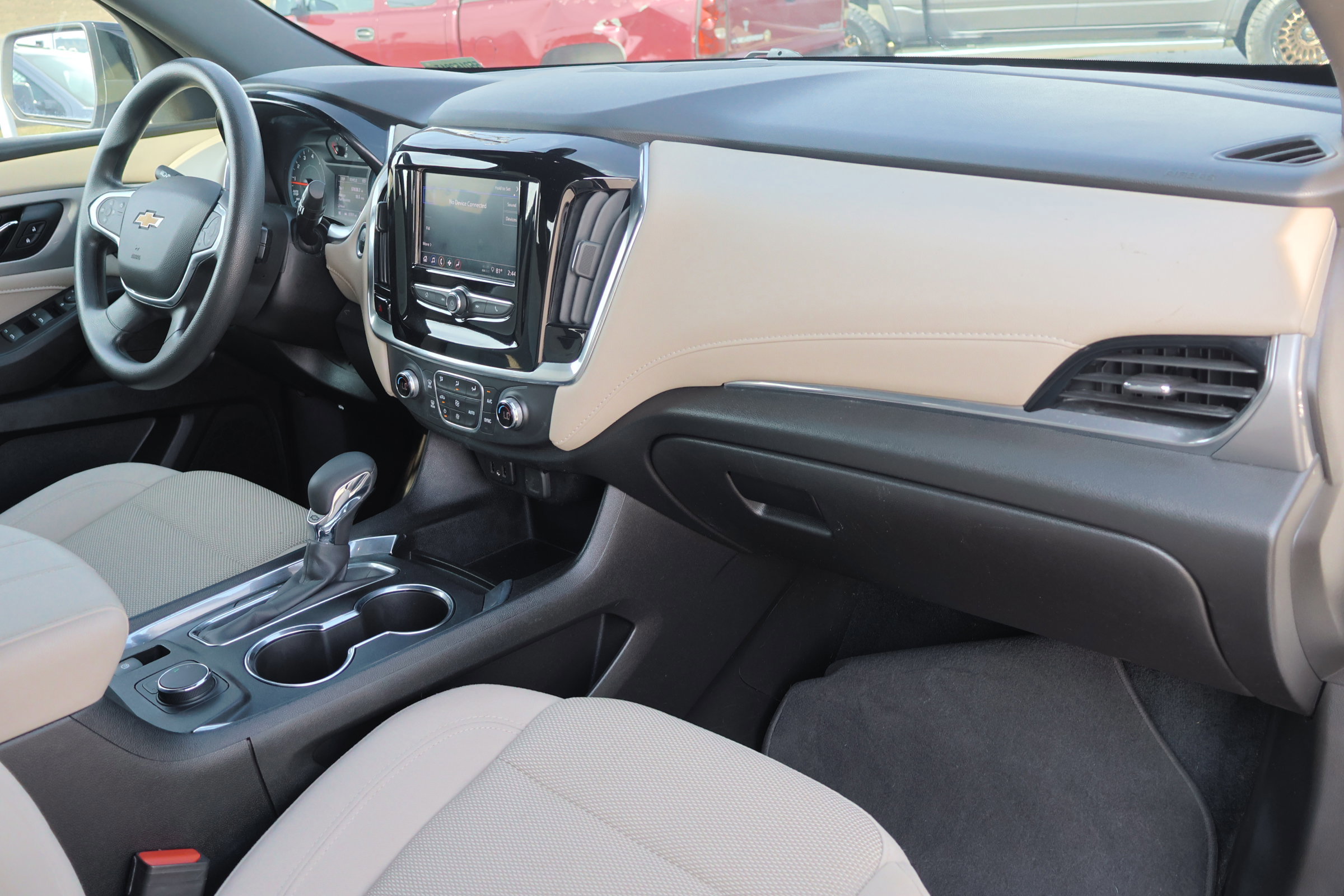 Used 2022 Chevrolet Traverse LS w/ LPO, Cargo Package image 39