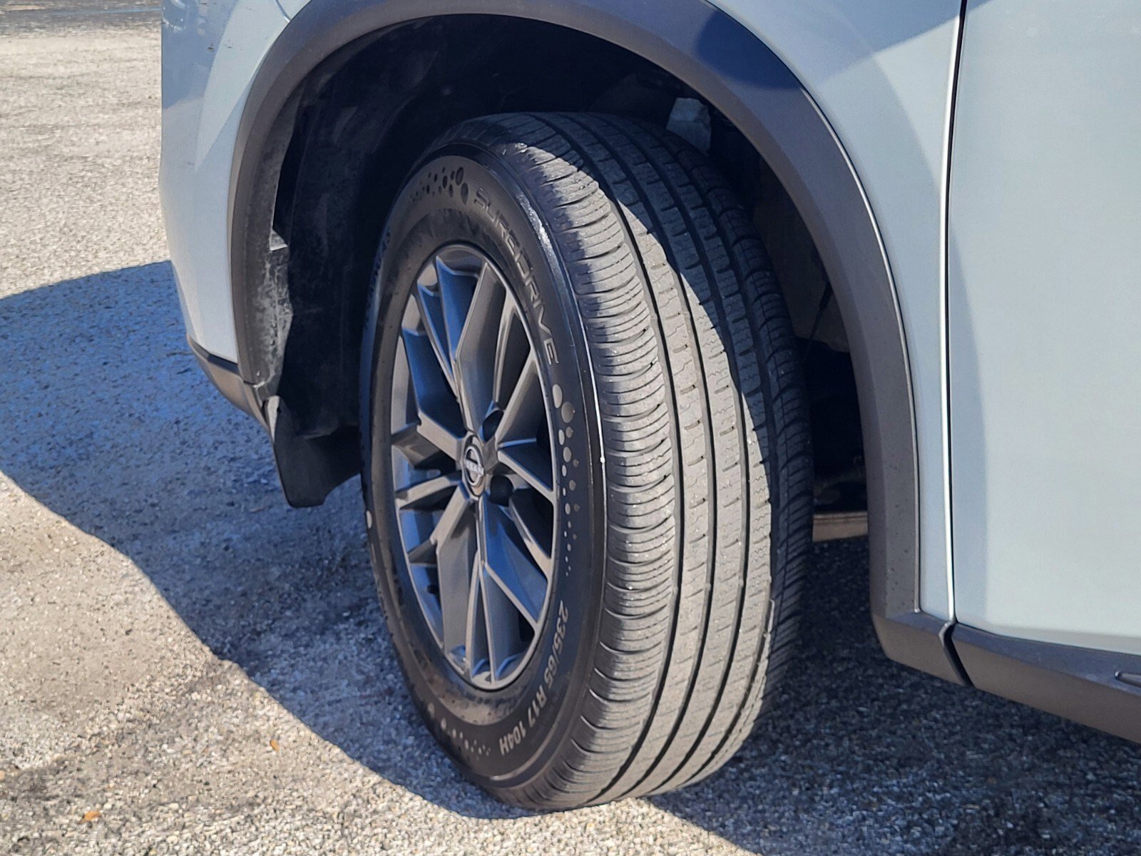 Used 2024 Nissan Rogue S image 32