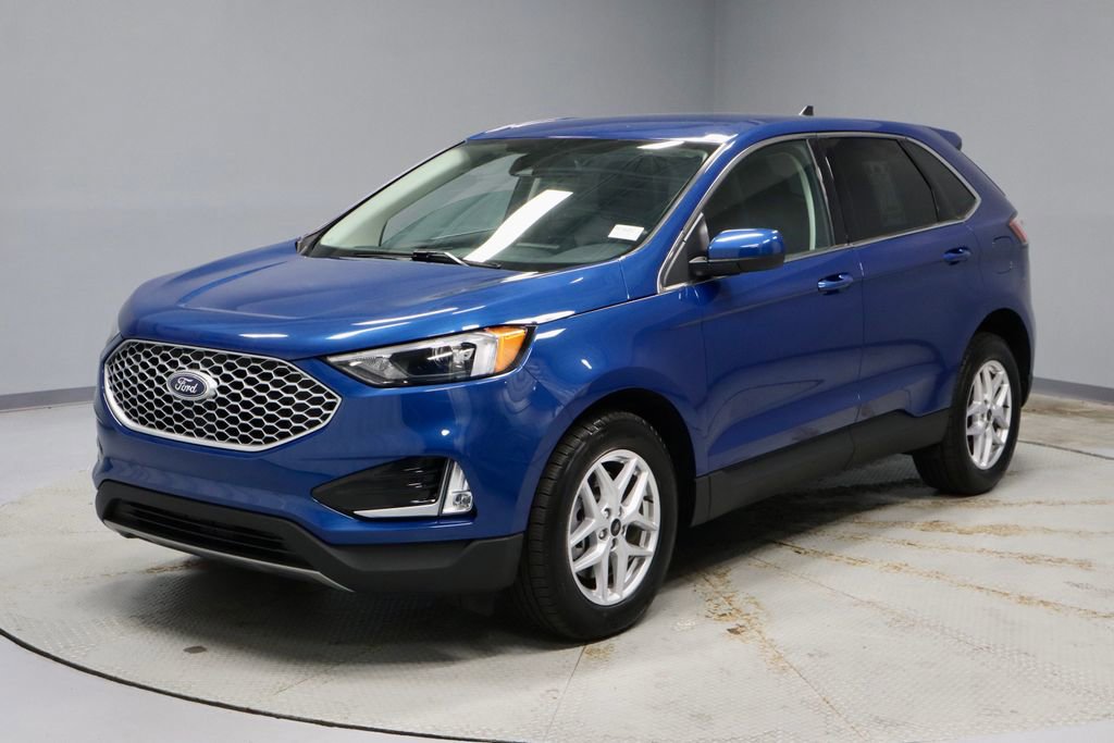 Certified 2024 Ford Edge SEL w/ Convenience Package AWD/4WD image 7