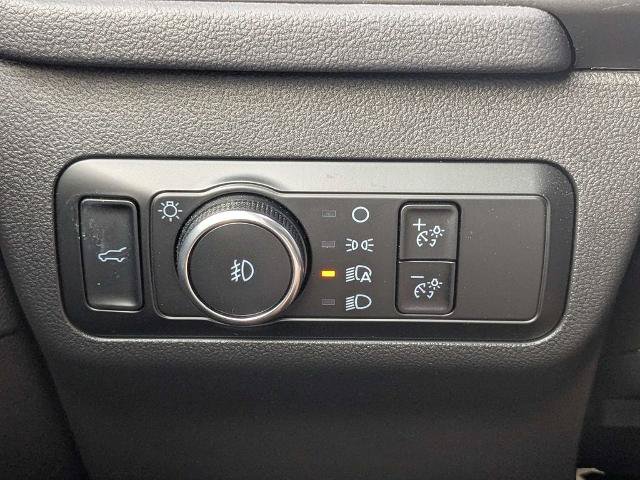 Certified 2024 Ford Escape Platinum AWD/4WD image 27