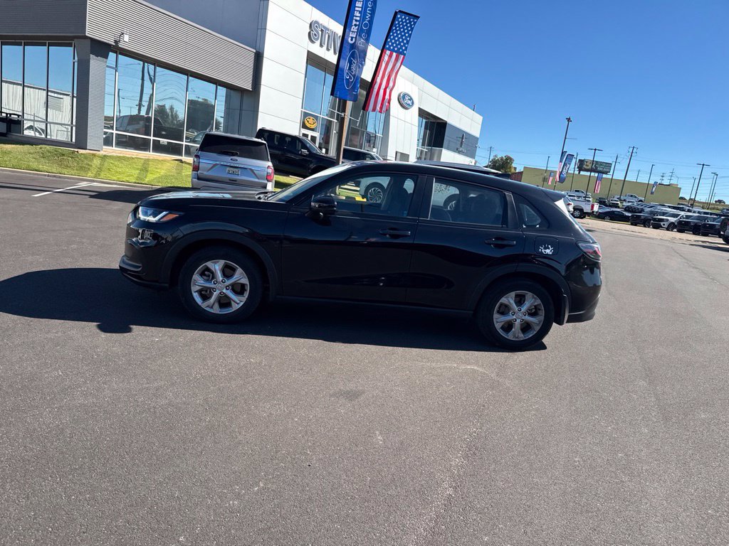 Used 2024 Honda HR-V LX image 7