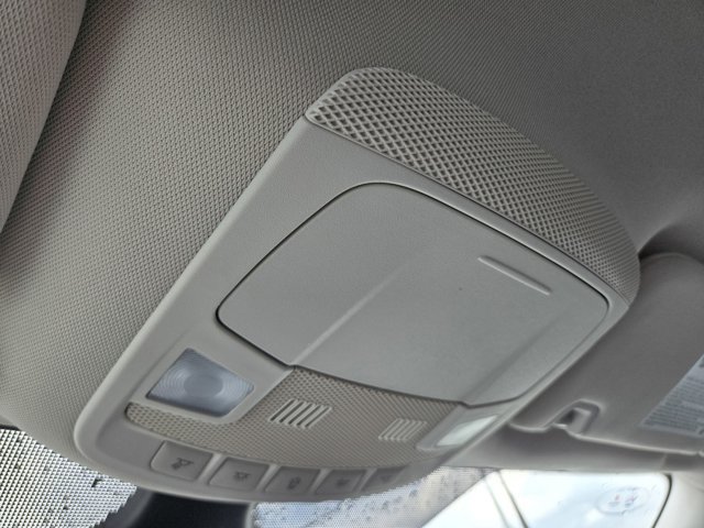 Certified 2023 Ford Edge Titanium AWD/4WD image 17