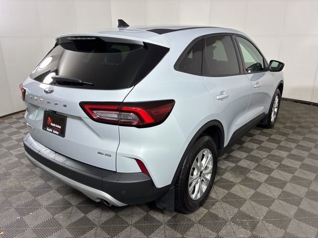 Certified 2025 Ford Escape Active AWD/4WD image 7