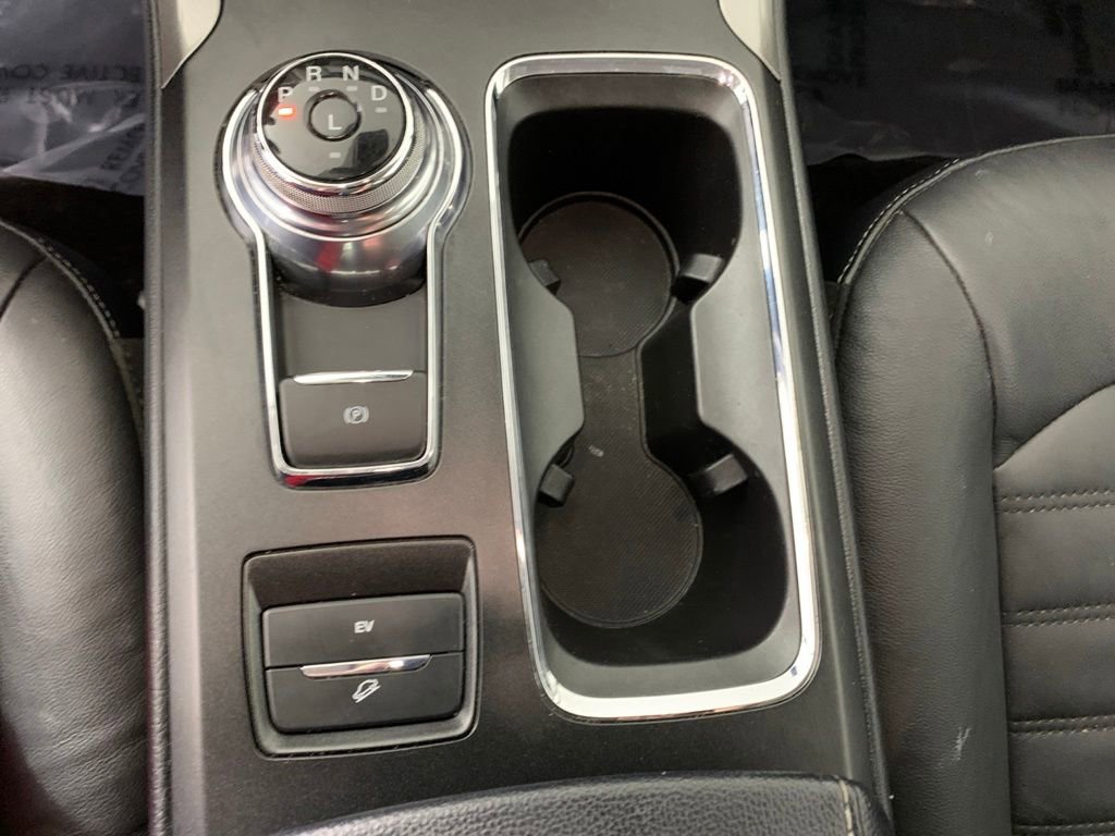 Certified 2017 Ford Fusion Energi SE FWD image 25