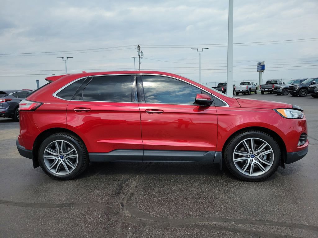 Certified 2020 Ford Edge Titanium AWD/4WD image 6
