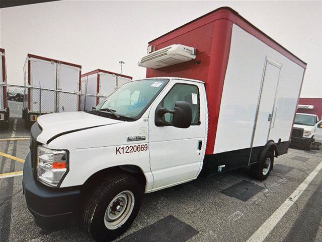 Certified 2023 Ford E-350 and Econoline 350 Super Duty w/ Power Windows & Locks Group RWD image 13