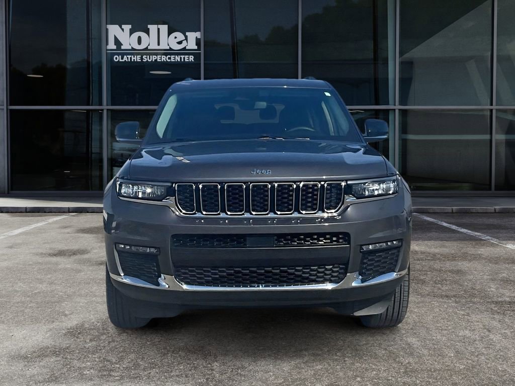 Used 2023 Jeep Grand Cherokee L Limited AWD/4WD image 2