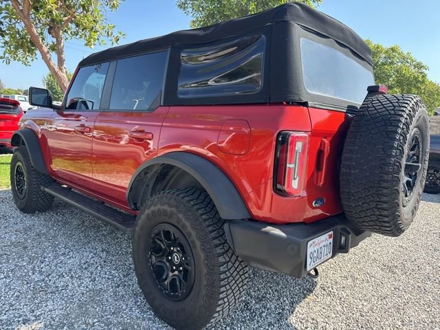 Certified 2023 Ford Bronco Outer Banks w/ Sasquatch Package AWD/4WD image 2
