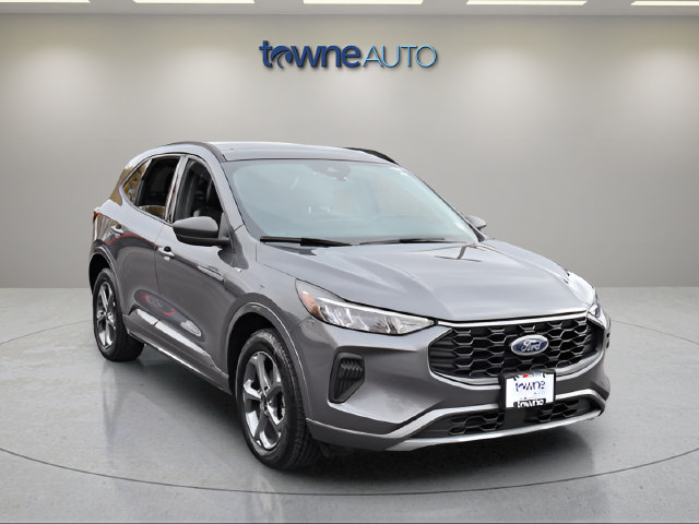 Certified 2023 Ford Escape ST-Line w/ Tech Pack #1 AWD/4WD image 10