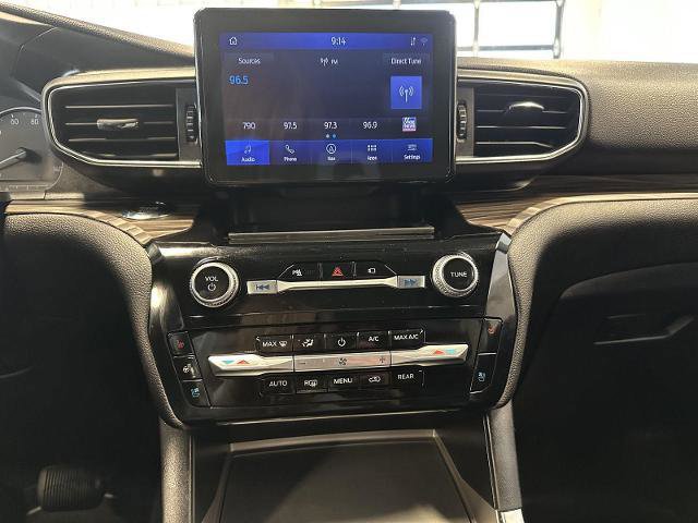 Certified 2021 Ford Explorer Limited w/ Hybrid Equipment Group 310A image 31