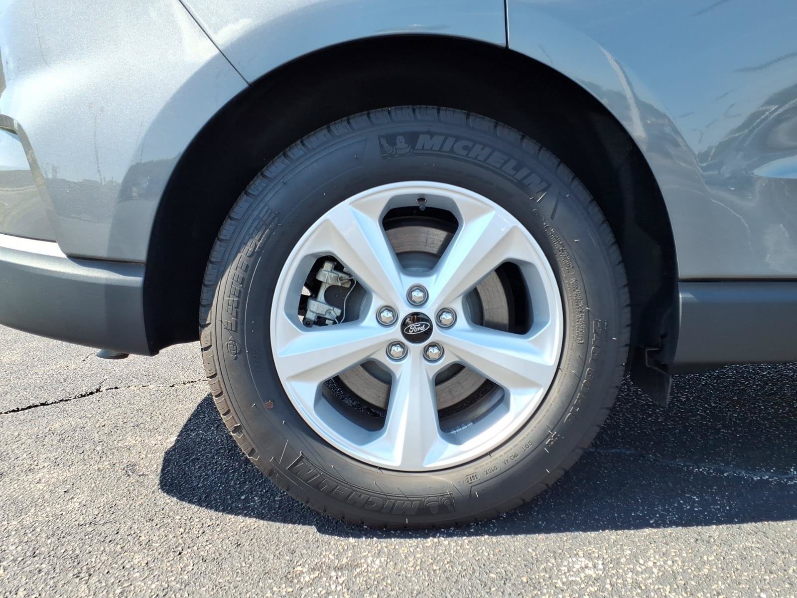 Certified 2024 Ford Edge SE AWD/4WD image 9