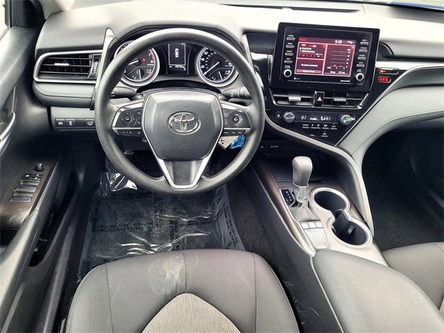 Used 2023 Toyota Camry LE image 9