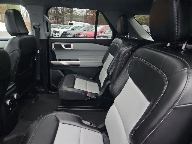 Certified 2023 Ford Explorer XLT w/ Equipment Group 202A image 33