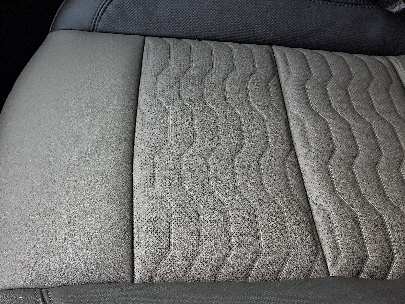 Used 2024 Chevrolet Silverado 2500 ZR2 w/ Snow Plow Prep/Camper Package image 26