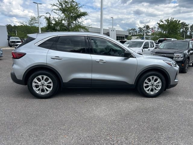 Certified 2023 Ford Escape Active FWD image 3