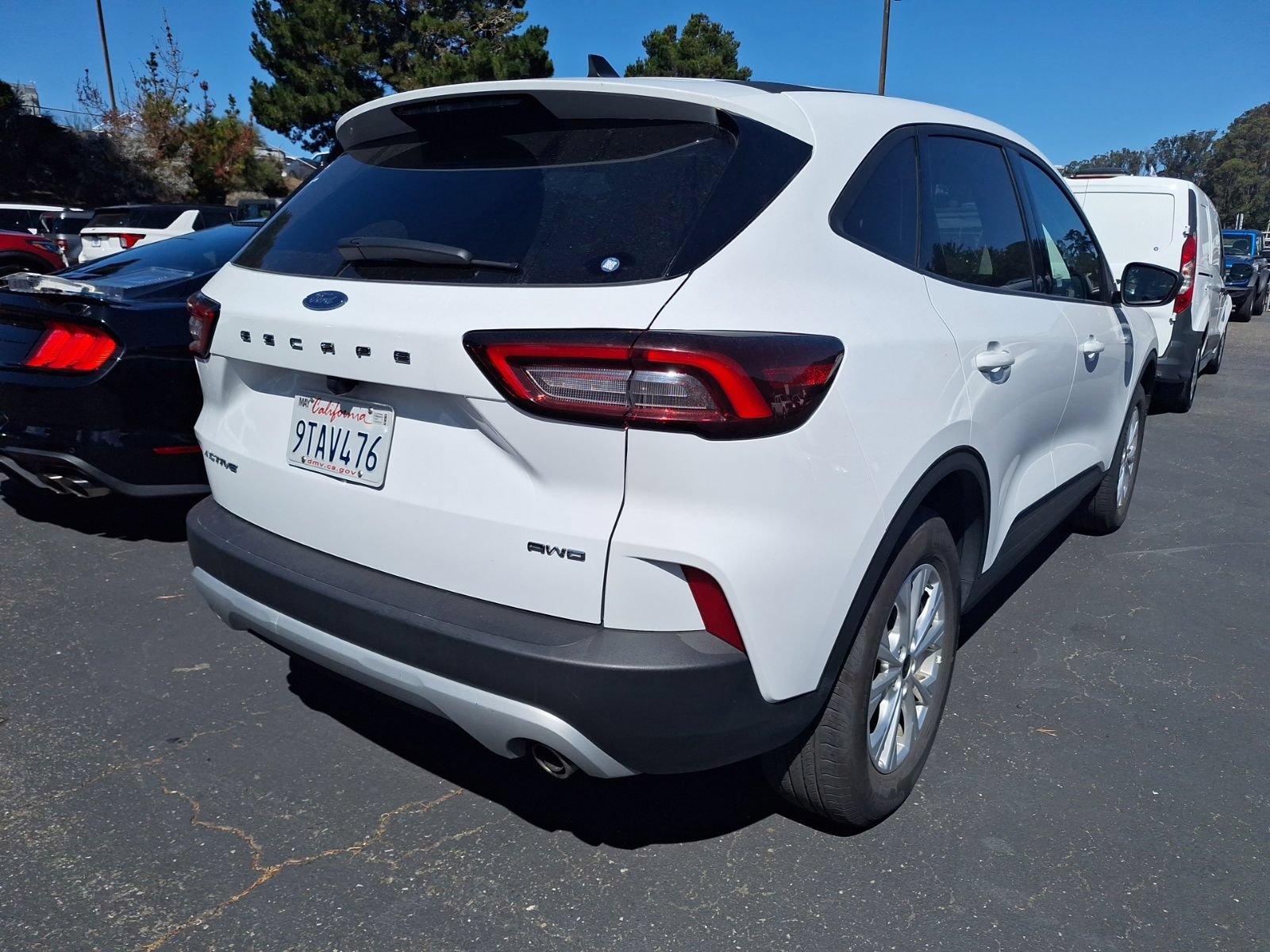 Certified 2025 Ford Escape Active AWD/4WD image 9