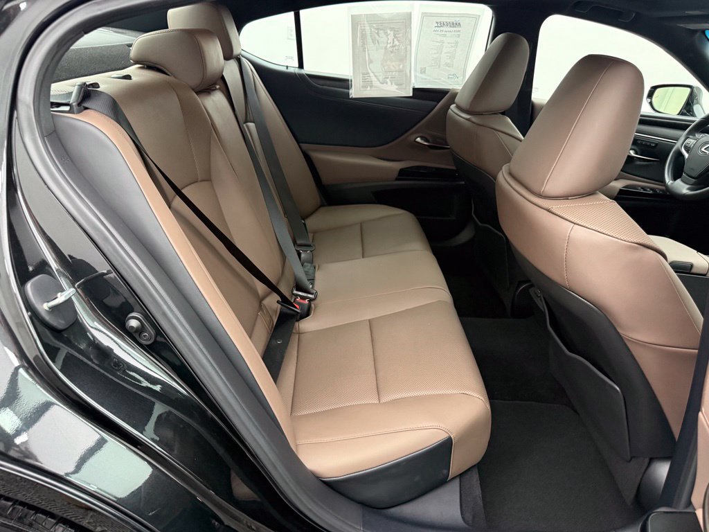 Used 2025 Lexus ES 350 w/ Premium Package FWD image 44