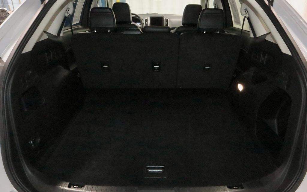 Certified 2024 Ford Edge SEL image 14