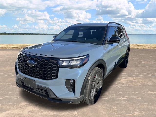 Certified 2025 Ford Explorer ST-Line w/ Premium Package AWD/4WD image 4