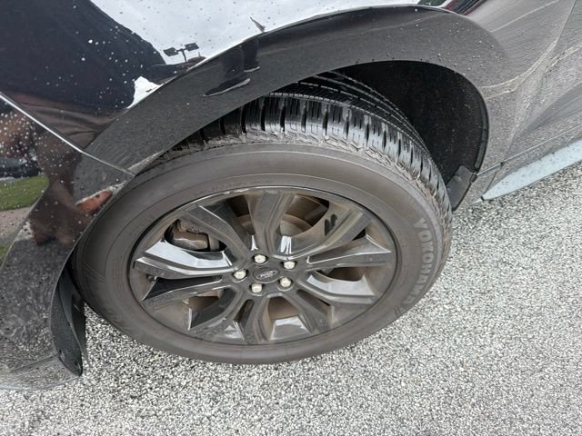 Certified 2023 Ford Edge SE w/ Black Appearance Package AWD/4WD image 8