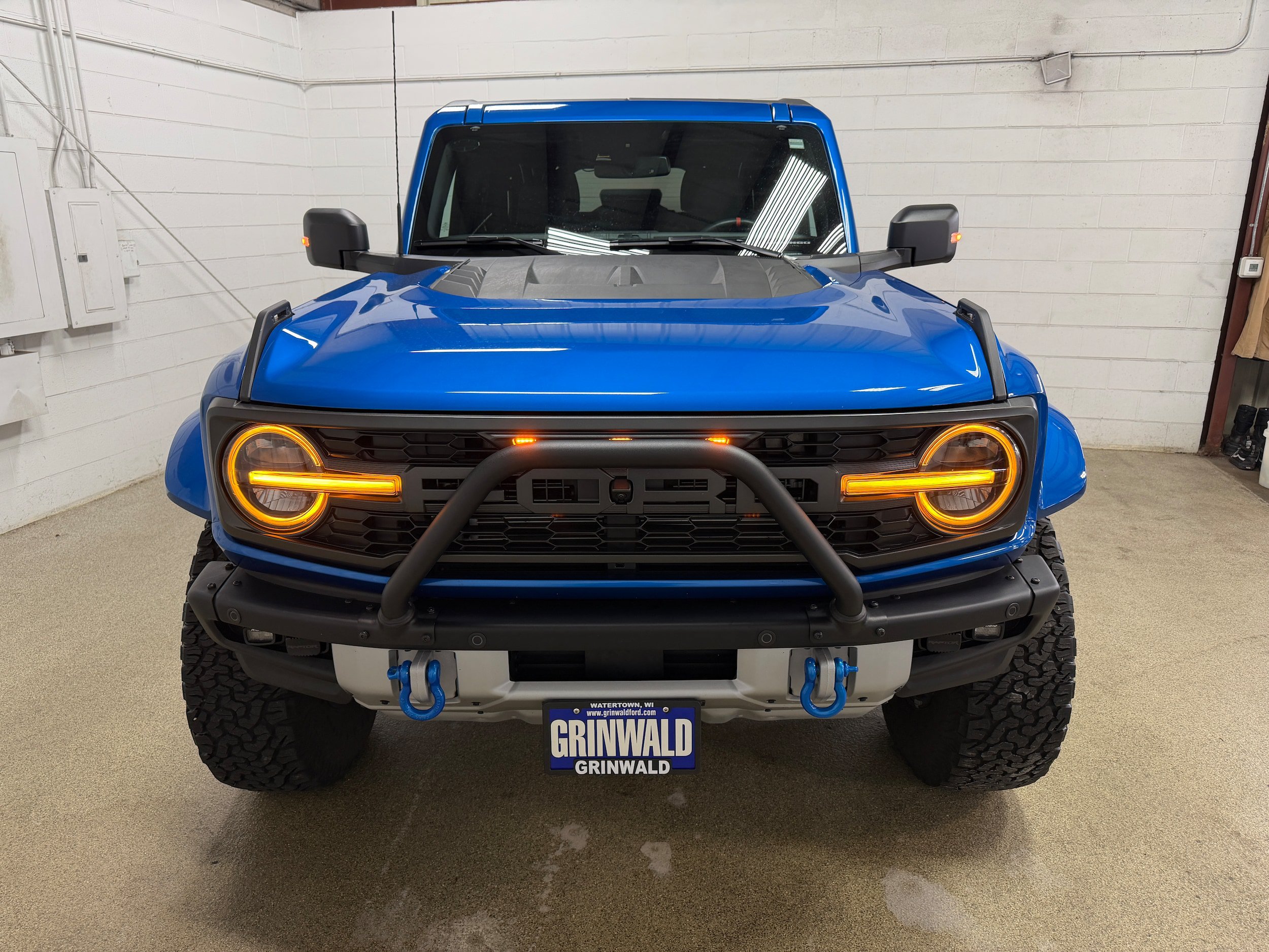 Certified 2024 Ford Bronco Raptor w/ Interior Carbon Fiber Pack 6 AWD/4WD image 32