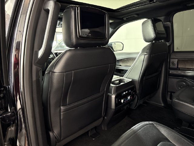Certified 2019 Ford Expedition Limited w/ Equipment Group 302A AWD/4WD image 6