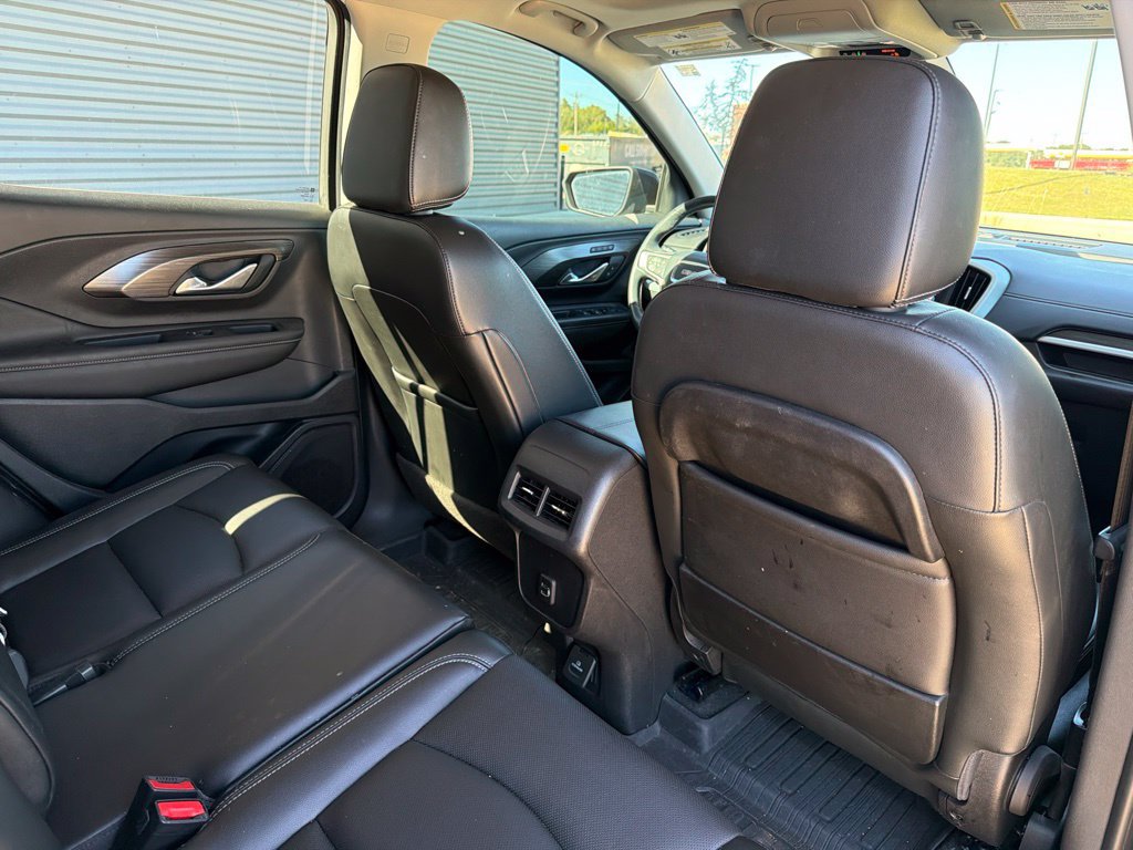 Used 2022 GMC Terrain SLT w/ Elevation Edition FWD image 16