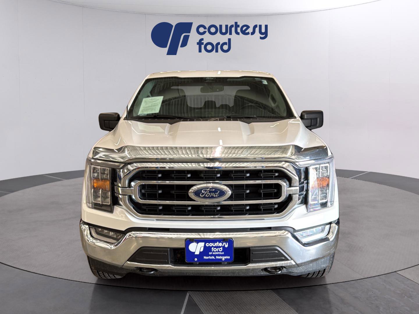 Certified 2022 Ford F150 XLT w/ Equipment Group 302A High image 8