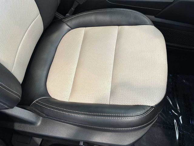 Certified 2022 Ford Escape Titanium w/ Titanium Elite Package image 28