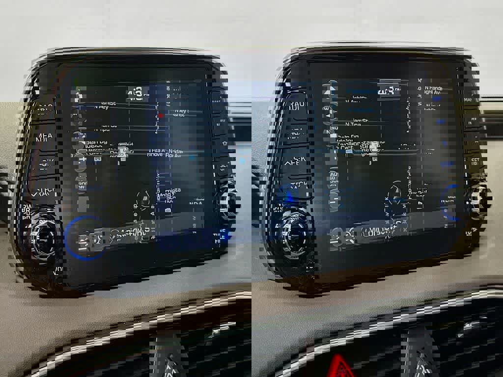 Used 2020 Hyundai Santa Fe Limited image 28