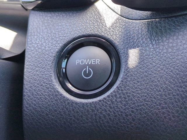 Used 2025 Toyota Camry XLE w/ Premium Plus Package FWD image 29