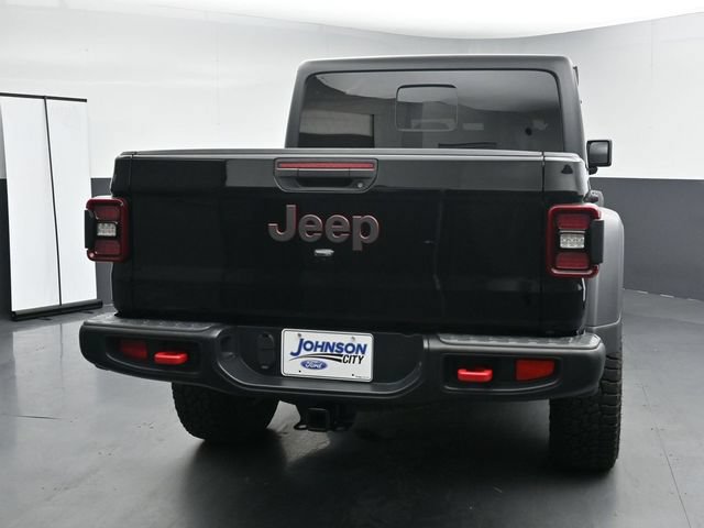 Used 2024 Jeep Gladiator Rubicon w/ Technology Group AWD/4WD image 10